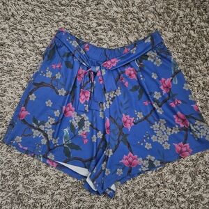 ASOS Blue Floral Bird Print Tie Waist Shorts (size 4)